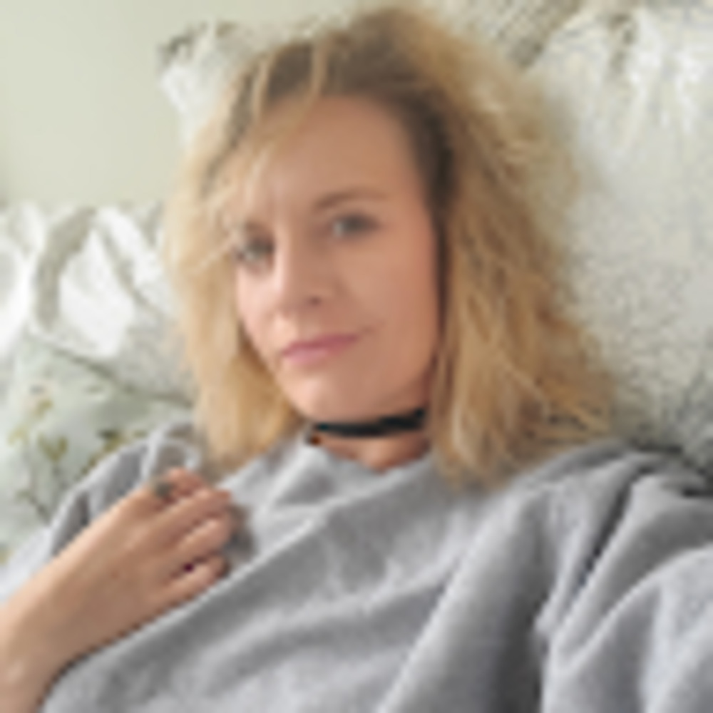 Meet your Posher, Ambie